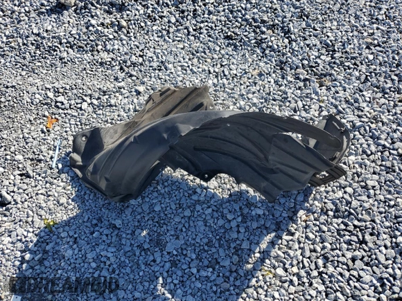 2015 Mazda 3 i Grand Touring with VIN JM1BM1W79F1256051, listed as a Copart auction lot 47898525 with 181,390 mi miles and Salvage Title. Bid and sale history available at DreamBid. Image 14.