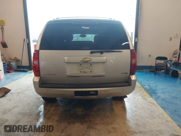 2010 Chevrolet Tahoe LT with VIN 1GNMCBE35AR114622, listed as a IAAI auction lot 41974795 with 248,109 mi miles and . Bid and sale history available at DreamBid. Image 16.