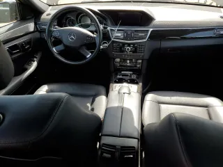2010 Mercedes-Benz E 350 Luxury с VIN WDDHF5GB3AA221521, выставлен на аукционе Copart как лот 57143945 с пробегом Не указан миль и Списание • Salvage title. История ставок и продаж доступна на DreamBid. Изображение 8.