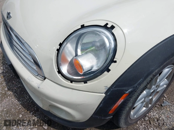 2012 MINI Convertible with VIN WMWZN3C51CT134646, listed as a IAAI auction lot 42252740 with 124,278 mi miles and . Bid and sale history available at DreamBid. Image 13.