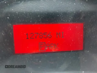 2006 Pontiac Grand Prix z VIN 2G2WP552461151535, wystawiony jako IAAI lot #41963094 z przebiegiem 127 856 mil mil oraz . Historia ofert i sprzedaży dostępna na DreamBid. Obrazek 15.