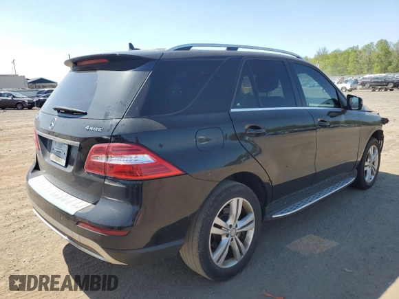 2014 Mercedes-Benz M 350 with VIN 4JGDA5HB0EA369908, listed as a Copart auction lot 52755044 with 183,294 mi miles and Salvage title. Bid and sale history available at DreamBid. Image 3.