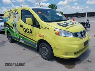 2020 Nissan NV200 SV z VIN 3N6CM0KN4LK709597, wystawiony jako IAAI lot #42237359 z przebiegiem 79 649 mil mil oraz . Historia ofert i sprzedaży dostępna na DreamBid. Obrazek 1.