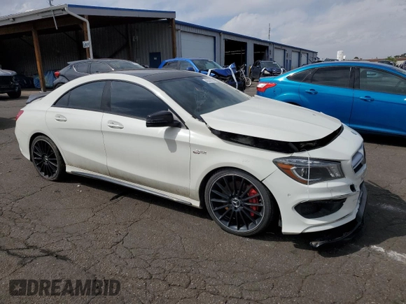2016 Mercedes-Benz CLA 45 AMG z VIN WDDSJ5CB4GN354736, wystawiony jako Copart lot #48046865 z przebiegiem 77 513 mil mil oraz Szkoda całkowita • Salvage title. Historia ofert i sprzedaży dostępna na DreamBid. Obrazek 4.