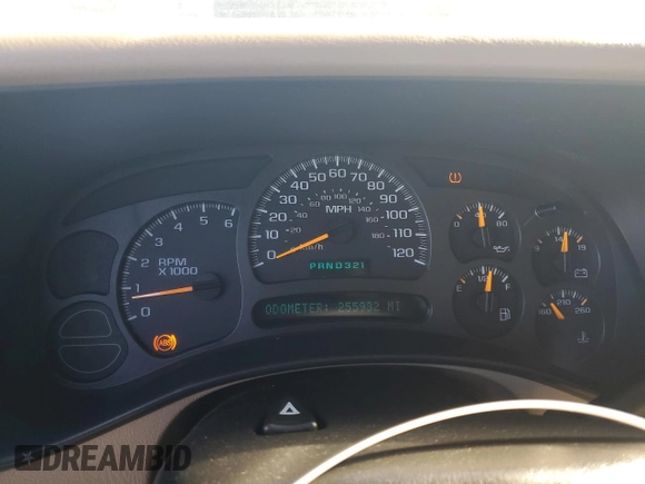 2004 Chevrolet Suburban LT with VIN 3GNEC16ZX4G198345, listed as a Copart auction lot 55754274 with 255,932 mi miles and Clean Title. Bid and sale history available at carsss.com. Image 9.