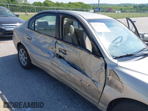 2005 Hyundai Elantra GLS z VIN KMHDN46D65U010337, wystawiony jako IAAI lot #42254860 z przebiegiem 285 740 mil mil oraz . Historia ofert i sprzedaży dostępna na DreamBid. Obrazek 6.