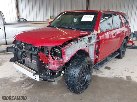 2018 Toyota 4Runner SR5 with VIN JTEZU5JR4J5187653, listed as a IAAI auction lot 40864701 with 96,730 mi miles. Bid and sale history available at carsss.com. Image 2.