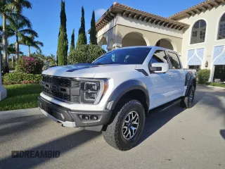 2022 Ford F-150 Raptor with VIN 1FTFW1RGBNF89257, listed as a Copart auction lot 45428685 with 31,649 mi miles and Clean Title. Bid and sale history available at carsss.com. Image 2.