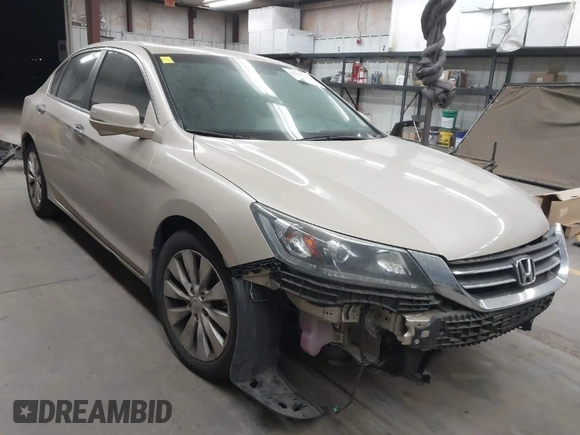 2013 Honda Accord Sdn EX-L with VIN 1HGCR2F84DA093540, listed as a IAAI auction lot 41933156 with 63,100 mi miles. Bid and sale history available at carsss.com. Image 1.