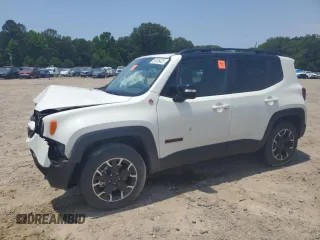 2023 Jeep Renegade Trailhawk with VIN ZACNJDC11PPP72877, listed as a Copart auction lot 58236425 with 4,224 mi miles and Salvage title. Bid and sale history available at DreamBid. Image 1.