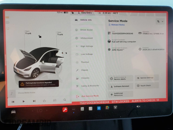 2023 Tesla Model Y Long Range z VIN 7SAYGDEE8PA069248, wystawiony jako Copart lot #74120944 z przebiegiem 17 085 mil mil oraz Szkoda całkowita • Salvage title. Historia ofert i sprzedaży dostępna na DreamBid. Obrazek 9.