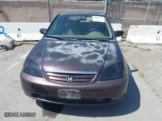 2001 Honda Civic LX with VIN 2HGES165X1H532556, listed as a IAAI auction lot 42008330 with 174,293 mi miles. Bid and sale history available at carsss.com. Image 6.