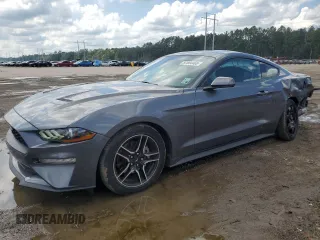 2022 Ford Mustang EcoBoost z VIN 1FA6P8TH2N5123787, wystawiony jako Copart lot #57804465 z przebiegiem 54 284 mil mil oraz Szkoda całkowita • Salvage title. Historia ofert i sprzedaży dostępna na DreamBid. Obrazek 1.
