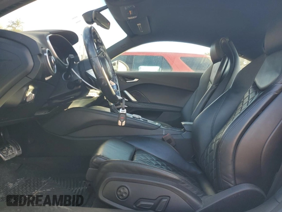 2016 Audi TT 2.0T z VIN TRUC5AFV9G1028218, wystawiony jako Copart lot #43619585 z przebiegiem 68 317 mil mil oraz Szkody całkowita. Historia ofert i sprzedaży dostępna na DreamBid. Obrazek 7.