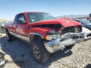 1999 Dodge Ram 2500 with VIN 1B7KF2366XJ519447, listed as a Copart auction lot 68026964 with 318,019 mi miles and Salvage Title. Bid and sale history available at carsss.com. Image 4.