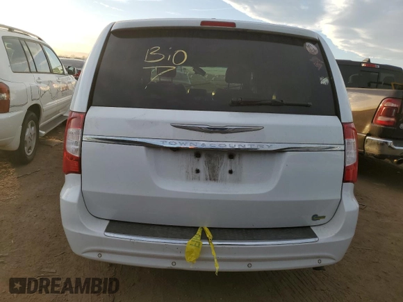 2014 Chrysler Town & Country Touring-L with VIN 2C4RC1CG7ER310737, listed as a Copart auction lot 81495244 with 129,021 mi miles and Salvage Title. Bid and sale history available at carsss.com. Image 6.