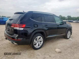 2021 Volkswagen Atlas SE with VIN 1V2WR2CA3MC519899, listed as a Copart auction lot 64051135 with 60,586 mi miles and Salvage title. Bid and sale history available at DreamBid. Image 3.