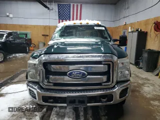 2011 Ford F-250 XL with VIN 1FT7X2BT3BEA11867, listed as a Copart auction lot 82906164 with 206,888 mi miles and Salvage Title. Bid and sale history available at DreamBid. Image 5.