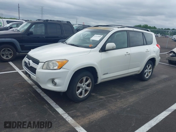 2011 Toyota RAV4 Ltd with VIN 2T3DK4DV0BW042823, listed as a IAAI auction lot 42157886 with 177,679 mi miles. Bid and sale history available at carsss.com. Image 17.