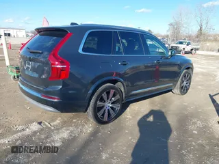 2022 Volvo XC90 Inscription z VIN YV4A22PL3N1812675, wystawiony jako IAAI lot #41695426 z przebiegiem 22 322 mil mil oraz . Historia ofert i sprzedaży dostępna na DreamBid. Obrazek 4.
