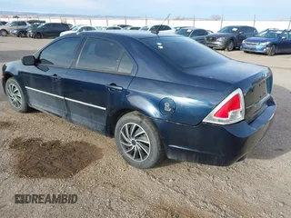 2008 Ford Fusion S with VIN 3FAHP06Z58R274400, listed as a IAAI auction lot 41788818 with 183,855 mi miles. Bid and sale history available at carsss.com. Image 3.