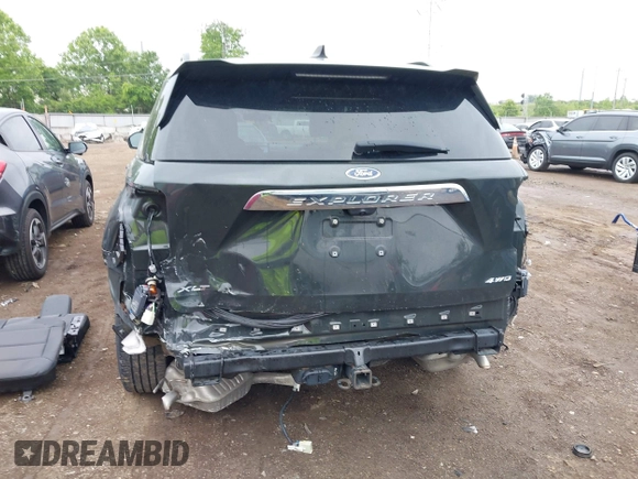 2022 Ford Explorer XLT z VIN 1FMSK8DH7NGC08162, wystawiony jako IAAI lot #42358664 z przebiegiem 32 782 mil mil oraz . Historia ofert i sprzedaży dostępna na DreamBid. Obrazek 6.