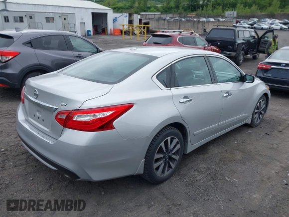 2017 Nissan Altima S z VIN 1N4AL3AP2HC239414, wystawiony jako IAAI lot #42300339 z przebiegiem 98 643 mil mil oraz . Historia ofert i sprzedaży dostępna na DreamBid. Obrazek 4.