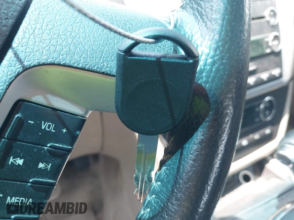 2008 Mercury Milan Premier с VIN 3MEHM08148R662808, выставлен на аукционе IAAI как лот 42348431 с пробегом 221 808 миль миль и . История ставок и продаж доступна на DreamBid. Изображение 11.