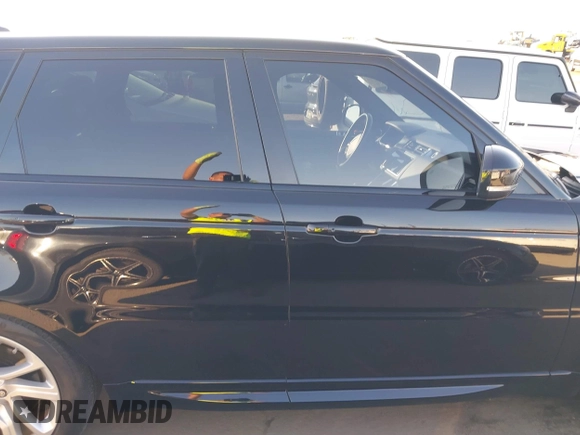 2018 Land Rover Range Rover Sport HSE with VIN SALWR2RV9JA194493, listed as a IAAI auction lot 41372676 with 64,072 mi miles. Bid and sale history available at carsss.com. Image 13.