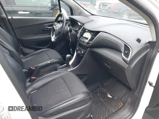 2019 Chevrolet Trax LT with VIN KL7CJLSB9KB797265, listed as a IAAI auction lot 42160882 with 66,666 mi miles and . Bid and sale history available at carsss.com. Image 5.