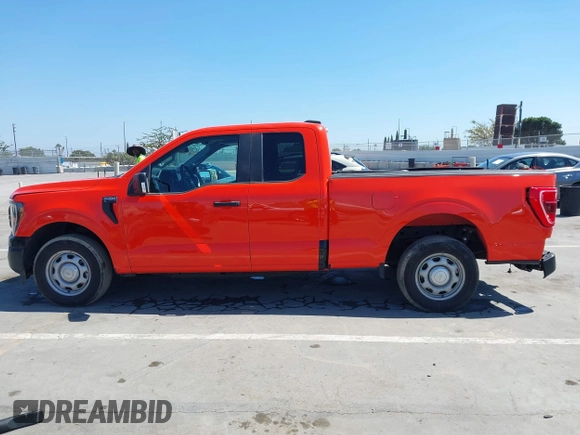 2023 Ford F-150 XL z VIN 1FTEX1CP5PKF09046, wystawiony jako IAAI lot #42628426 z przebiegiem 35 666 mil mil oraz . Historia ofert i sprzedaży dostępna na DreamBid. Obrazek 13.