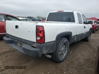 2005 Chevrolet Silverado 1500 Work Truck with VIN 1GCEC19X25Z254430, listed as a Copart auction lot 55614165 with 164,174 mi miles and Clean Title. Bid and sale history available at carsss.com. Image 3.