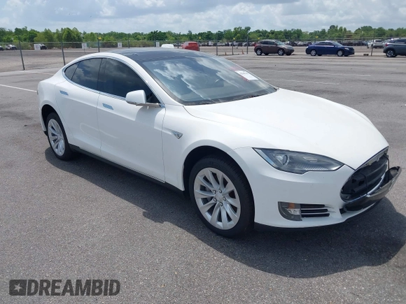 2014 Tesla Model S 60 with VIN 5YJSA1H12EFP39582, listed as a IAAI auction lot 42545143 with 117,383 mi miles and . Bid and sale history available at DreamBid. Image 1.