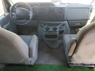 2014 Ford Econoline Passenger XL z VIN 1FBSS3BL8EDA99831, wystawiony jako Copart lot #45062605 z przebiegiem 121 006 mil mil oraz Szkoda całkowita • Salvage title. Historia ofert i sprzedaży dostępna na DreamBid. Obrazek 8.