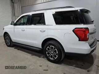 2022 Ford Expedition XLT with VIN 1FMJU1JT9NEA58475, listed as a Copart auction lot 49507685 with 51,292 mi miles and Clean Title. Bid and sale history available at carsss.com. Image 2.