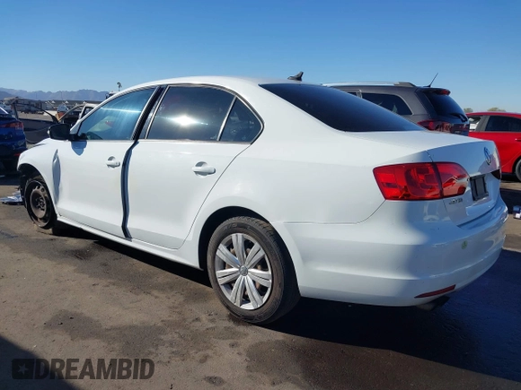 2014 Volkswagen Jetta Sedan SE w/Connectivity with VIN 3VWD07AJ3EM403876, listed as a IAAI auction lot 41209426 with 155,336 mi miles. Bid and sale history available at carsss.com. Image 3.
