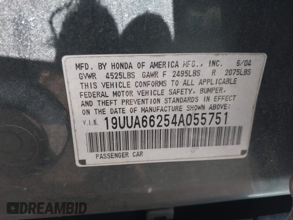 2004 Acura TL with VIN 19UUA66254A055751, listed as a IAAI auction lot 42000133 with 231,872 mi miles. Bid and sale history available at carsss.com. Image 9.