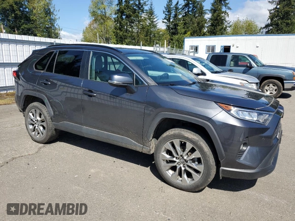 2019 Toyota RAV4 XLE Premium with VIN 2T3A1RFV6KC056792, listed as a Copart auction lot 53534865 with 80,109 mi miles and Salvage Title. Bid and sale history available at carsss.com. Image 4.