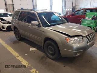 2007 Subaru Forester X w/Premium Pkg with VIN JF1SG65657H719525, listed as a IAAI auction lot 41696437 with 217,895 mi miles. Bid and sale history available at carsss.com. Image 1.