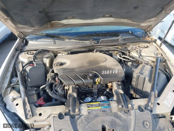 2008 Chevrolet Impala LT with VIN 2G1WT58KX89251249, listed as a IAAI auction lot 42032934 with 171,580 mi miles. Bid and sale history available at carsss.com. Image 10.