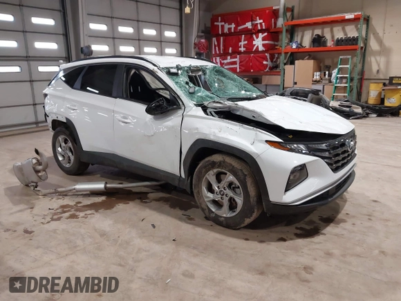 2024 Hyundai Tucson SEL with VIN KM8JB3DE5RU290727, listed as a IAAI auction lot 41722092 with 14,822 mi miles. Bid and sale history available at carsss.com. Image 1.
