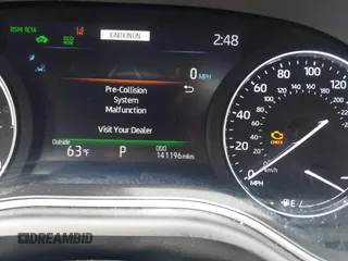2021 Toyota Avalon Hybrid XSE z VIN 4T1EA1AB2MU002741, wystawiony jako IAAI lot #41865444 z przebiegiem 141 196 mil mil oraz . Historia ofert i sprzedaży dostępna na DreamBid. Obrazek 15.