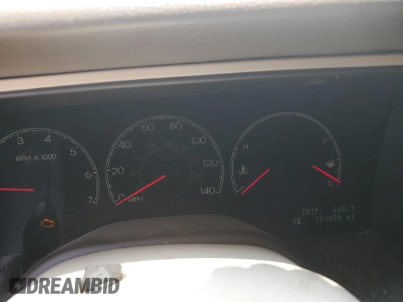 2004 Lincoln Navigator Luxury with VIN 5LMFU28R74LJ09128, listed as a Copart auction lot 59023625 with 181,658 mi miles and Salvage title. Bid and sale history available at DreamBid. Image 9.