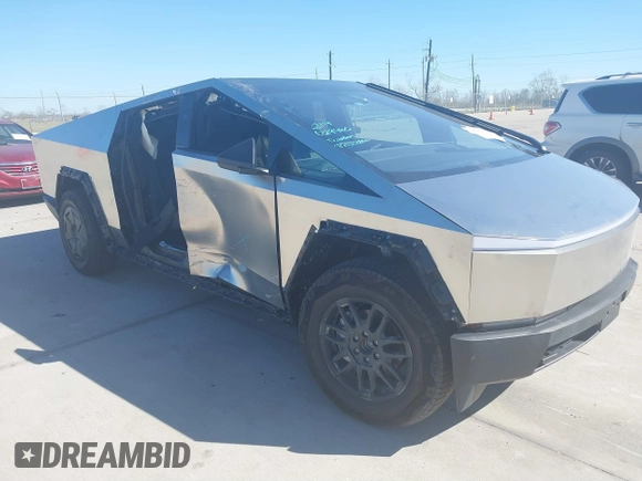 2024 Tesla Cybertruck с VIN 7G2CEHED8RA029960, выставлен на аукционе IAAI как лот 41829549 с пробегом 5 161 миль миль и . История ставок и продаж доступна на DreamBid. Изображение 1.