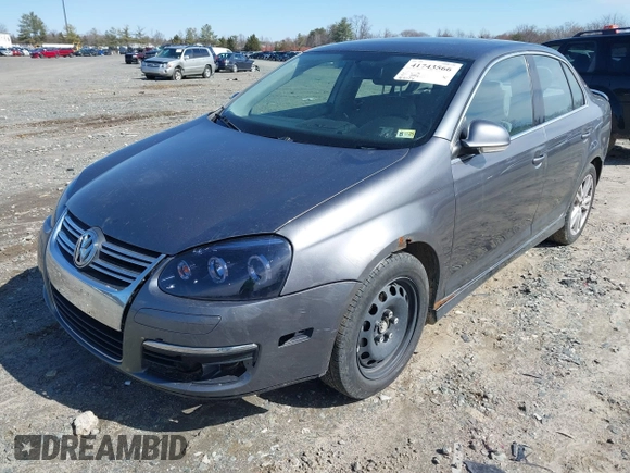 2006 Volkswagen Jetta Sedan 2.5L with VIN 3VWSG71K26M740777, listed as a IAAI auction lot 41743566 with 164,174 mi miles. Bid and sale history available at carsss.com. Image 2.
