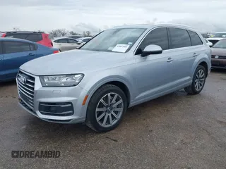 2019 Audi Q7 Premium Plus z VIN WA1LAAF73KD040924, wystawiony jako IAAI lot #41897902 z przebiegiem 131 535 mil mil oraz . Historia ofert i sprzedaży dostępna na DreamBid. Obrazek 17.
