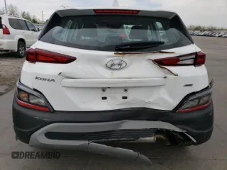 2022 Hyundai Kona SE z VIN KM8K2CAB8NU815630, wystawiony jako Copart lot #53125475 z przebiegiem 47 564 mil mil oraz Szkoda całkowita • Salvage title. Historia ofert i sprzedaży dostępna na DreamBid. Obrazek 6.