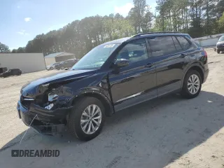 2019 Volkswagen Tiguan S z VIN 3VV0B7AX0KM145474, wystawiony jako Copart lot #56061755 z przebiegiem 71 101 mil mil oraz Szkoda całkowita • Salvage title. Historia ofert i sprzedaży dostępna na DreamBid. Obrazek 1.