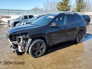 2017 Jeep Cherokee Latitude with VIN 1C4PJMCS3HW563102, listed as a Copart auction lot 46248155 with 104,937 mi miles and Clean Title. Bid and sale history available at DreamBid. Image 1.