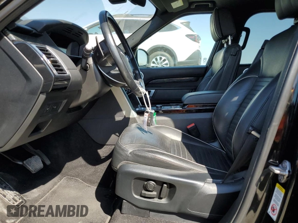 2018 Land Rover Discovery HSE Luxury with VIN SALRT2RV0JA072166, listed as a Copart auction lot 69106004 with 61,719 mi miles and Salvage Title. Bid and sale history available at carsss.com. Image 7.